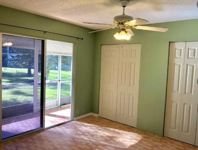 Building Photo - 91 Ventnor E