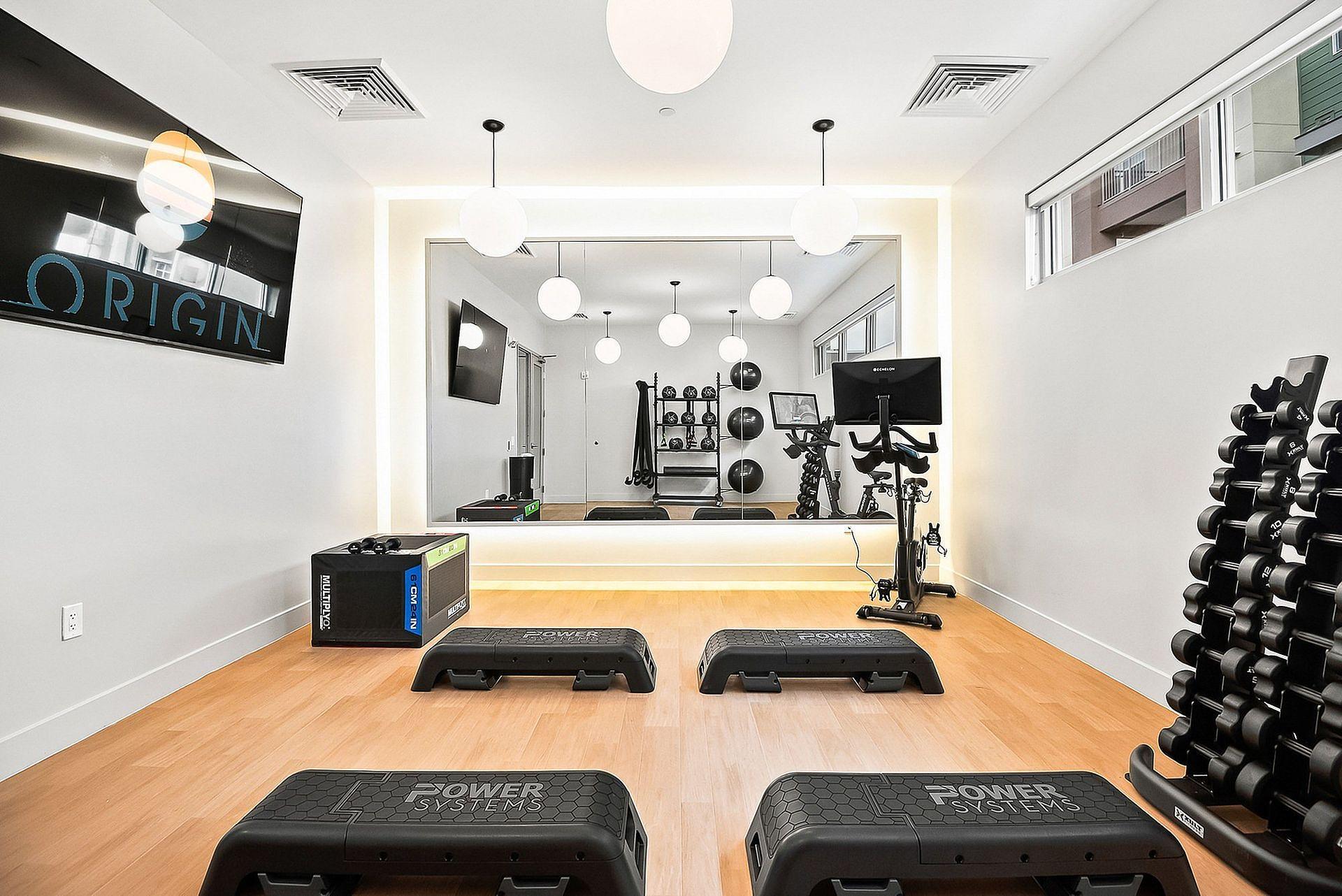 Building Photo - 17445 W Lower Buckeye Rd