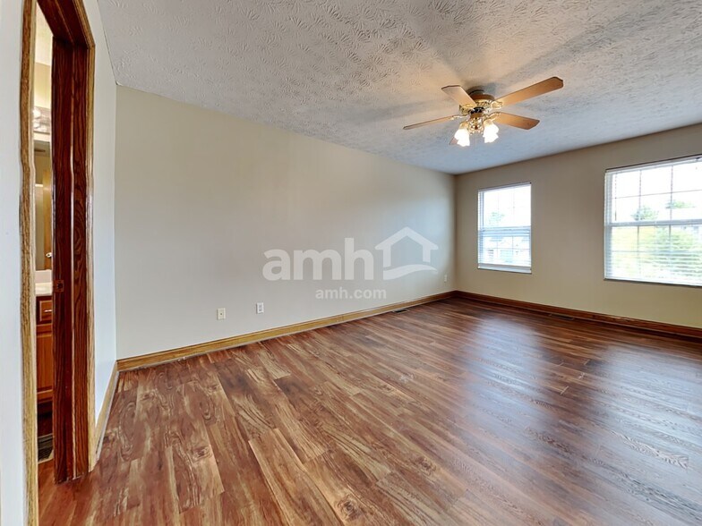 Building Photo - 841 Ginger Ridge Dr