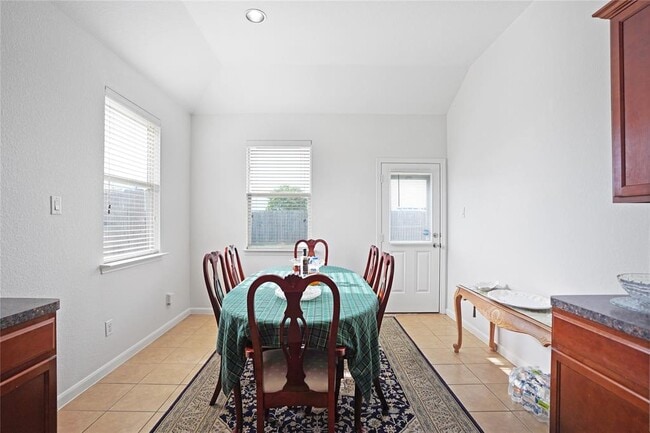 Building Photo - 22322 Albee Dr