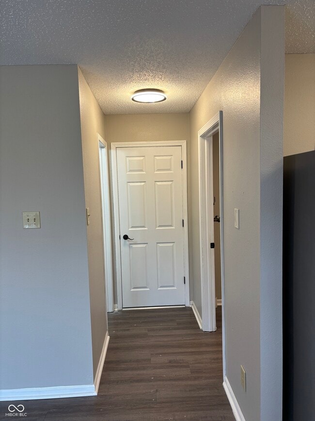 Building Photo - 1380 King Maple Dr