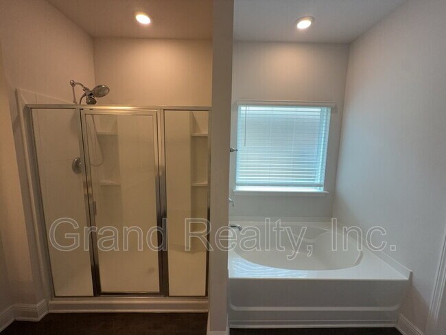 Building Photo - 3757 Hawks Landing Cir