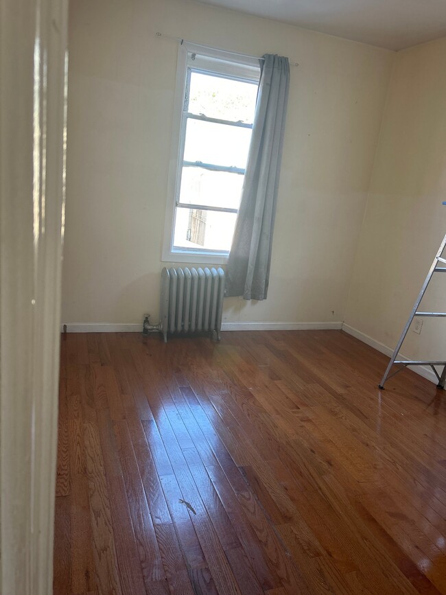 Building Photo - 34-13-3498 98th St