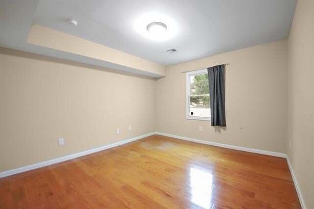 Building Photo - 1160 Summit Ave