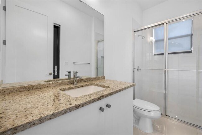 Building Photo - 8551 Swinley Frst Wy