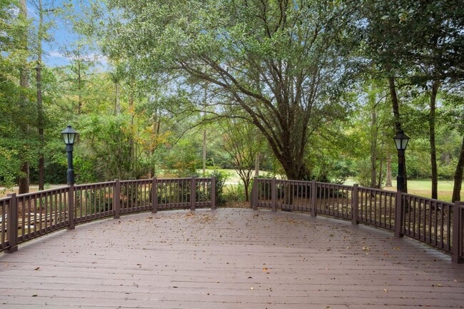 Building Photo - 7516 Pinehurst Ct