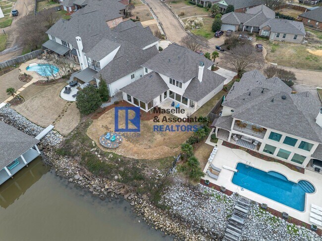 Building Photo - 1418 Windrose Dr