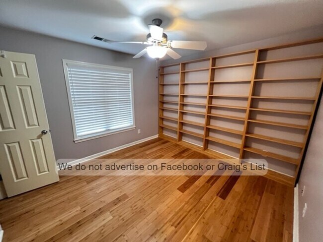 Building Photo - Olde Towne Village- Cityview Lane