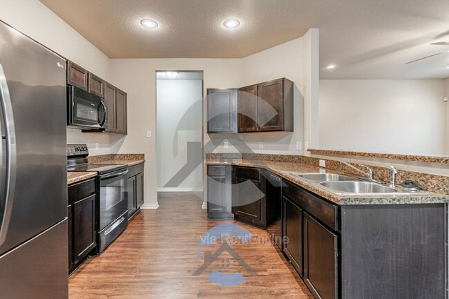 Building Photo - 2230 Eldridge Ln