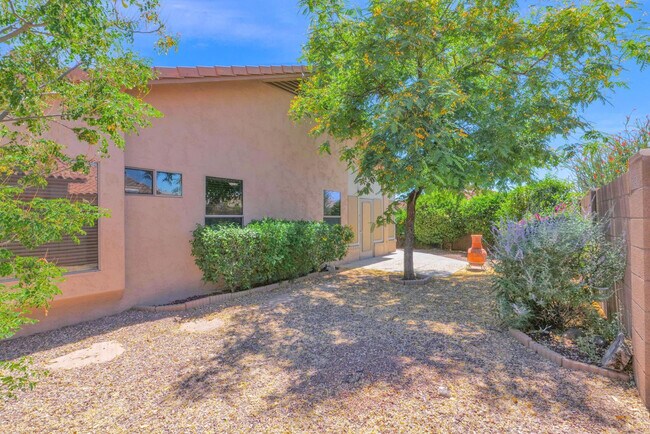 Building Photo - 18166 W Camino Real Dr