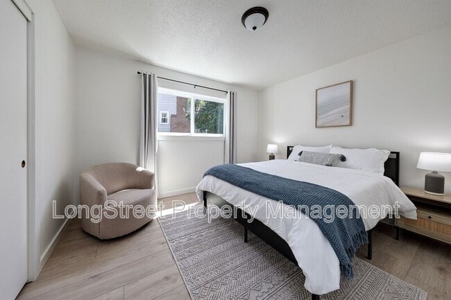 Building Photo - 11380 SW Greenburg Rd