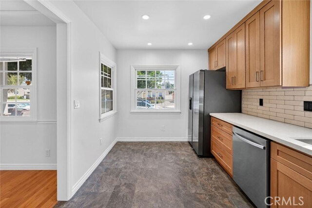 Building Photo - 1641 N Catalina St