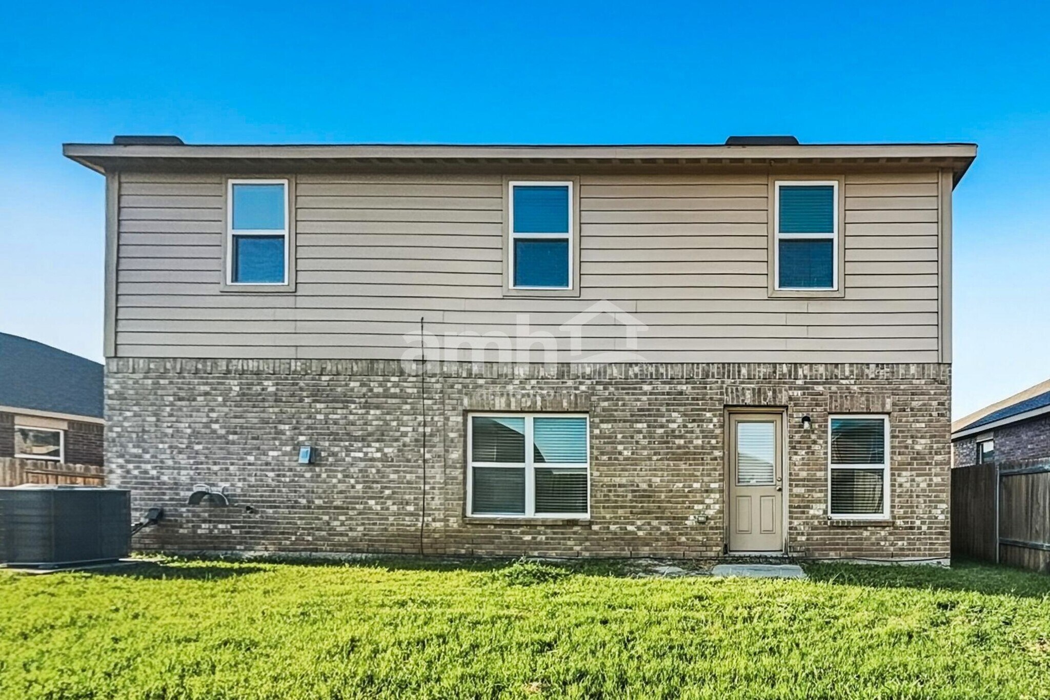 Building Photo - 1211 Arizona Dr