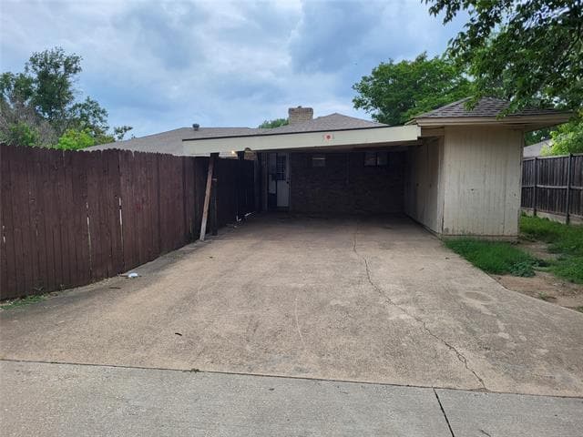 Building Photo - 504 Spring Willow Dr