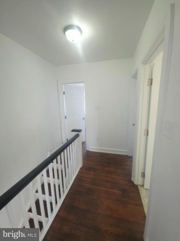 Building Photo - 154 N Carol Blvd