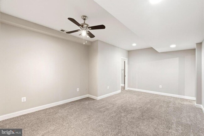 Building Photo - 24524 Ruff Ruff Ln