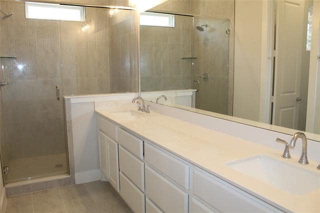 Building Photo - 12032 Dahlia Bay Dr