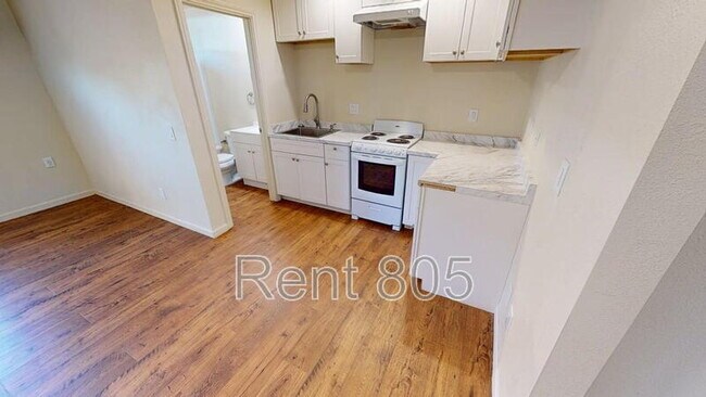 Building Photo - 622 S Seaward Ave