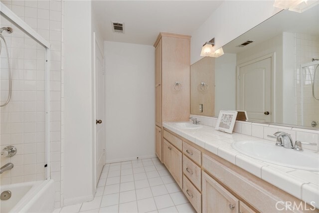 Building Photo - 1924 Ruhland Ave