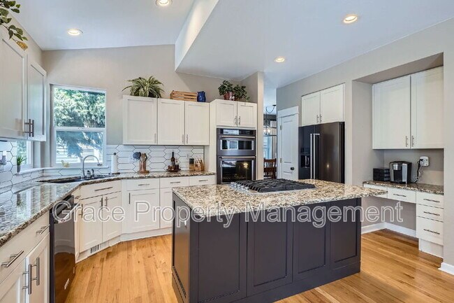 Building Photo - 16376 Flintlock Ct