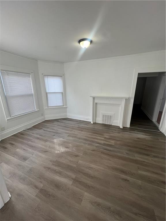 Building Photo - 51 Glenham St