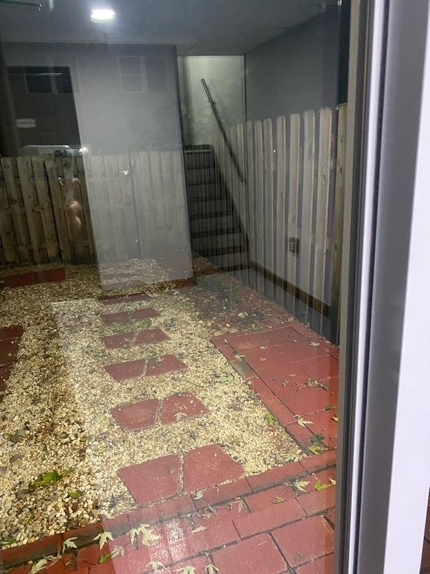 Building Photo - 8446 Willow Glen Ct