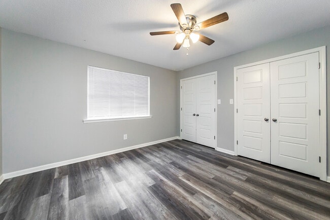 Building Photo - 17 Chalet St