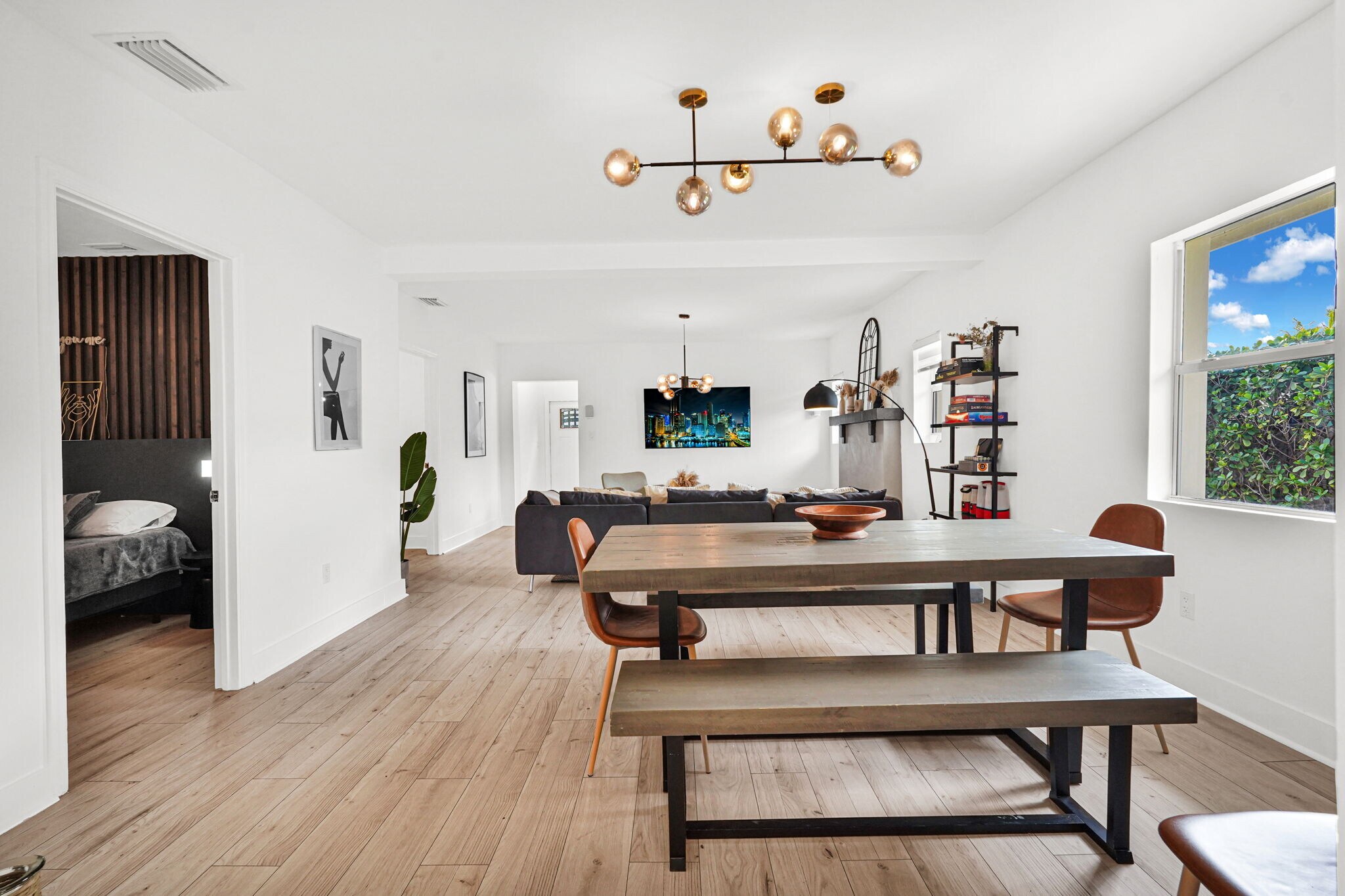 Building Photo - 37 NW 47th St