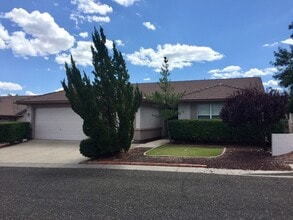 Building Photo - 2355 W High Country Dr