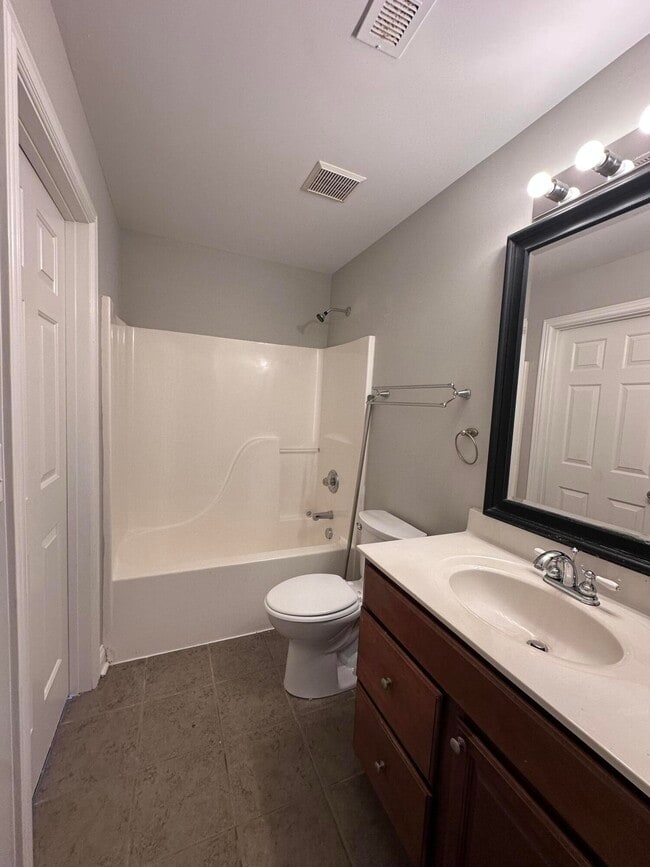 Building Photo - 209 Old Todds Rd