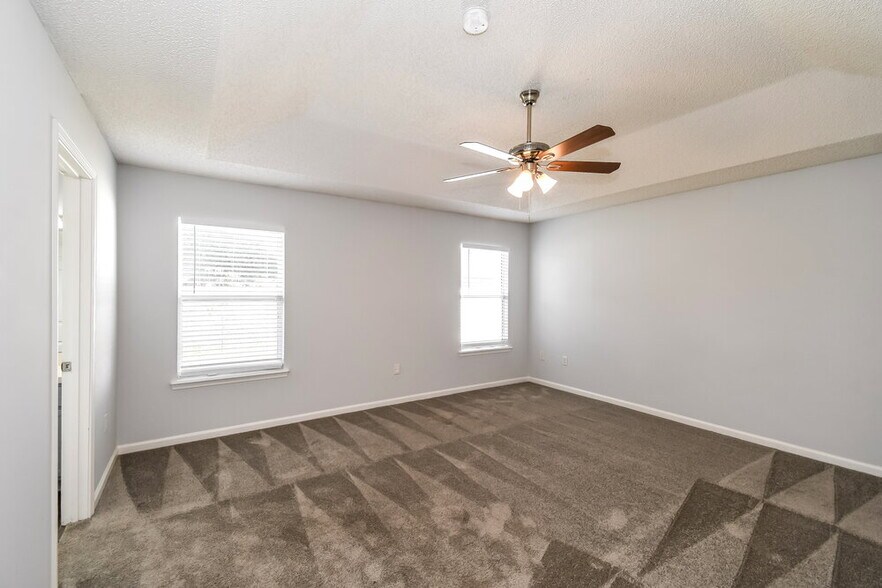 Building Photo - 8030 Welbeck Ln