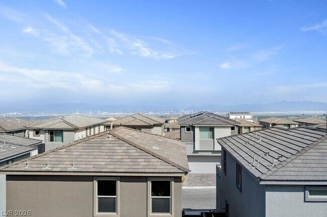 Building Photo - 1550 Rock Kestrel St