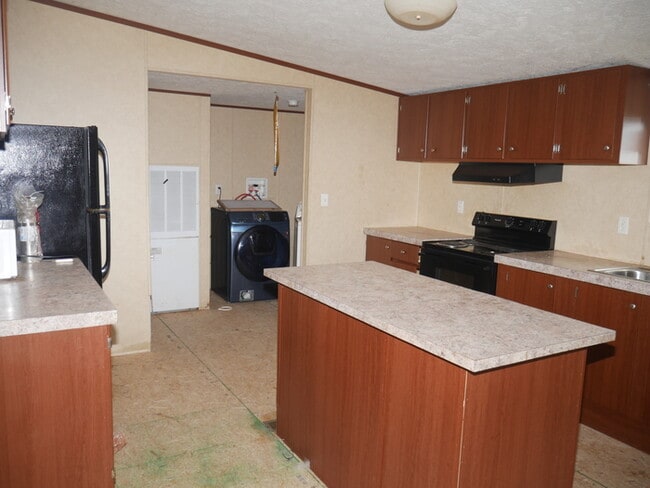 Building Photo - 315 Barricks Rd