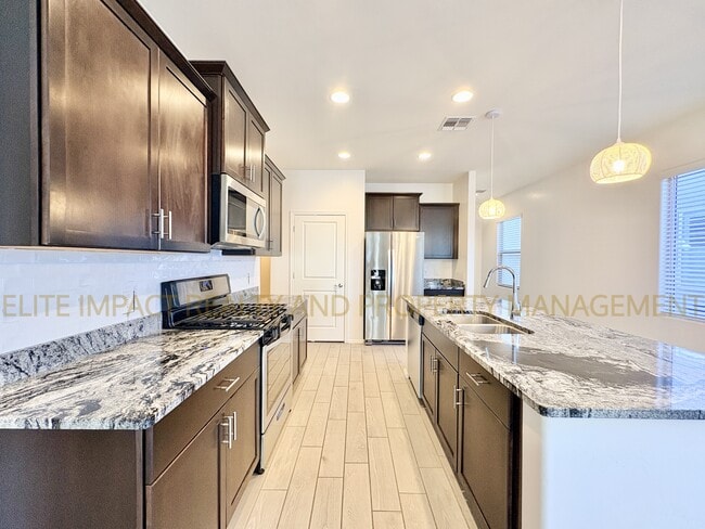 Building Photo - 6638 E Via Jardin Verde