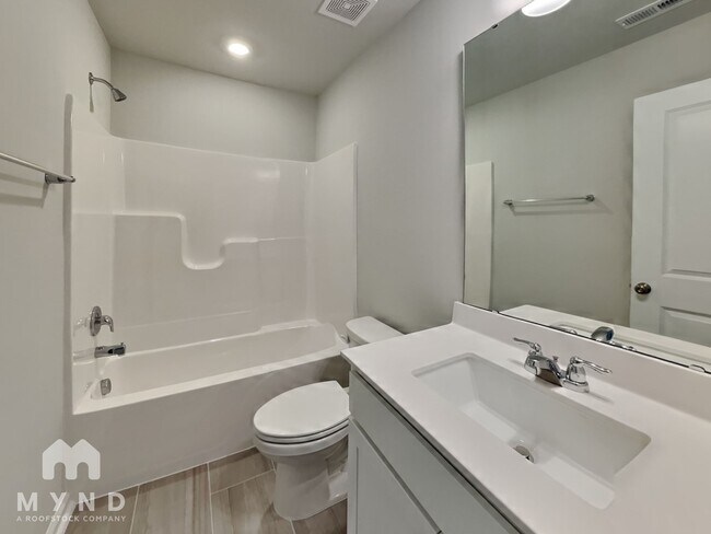 Building Photo - 109 Nahunta Dr