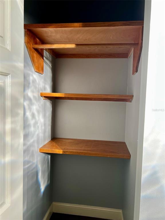 Building Photo - 118 N Eustis St