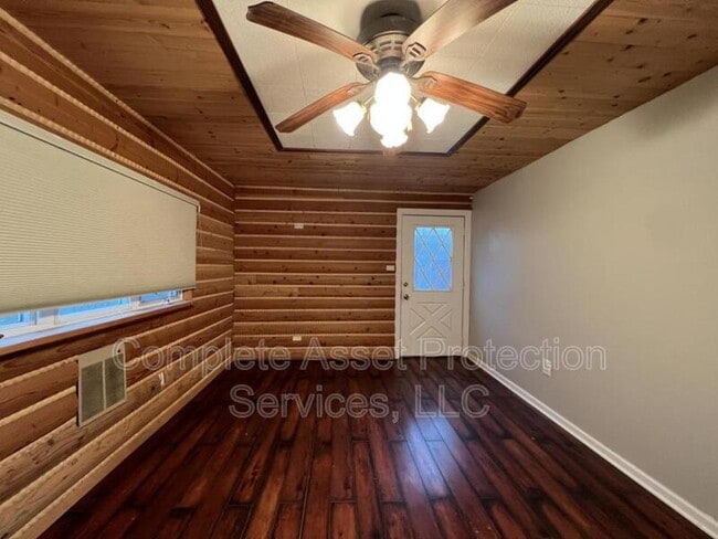 Building Photo - 33 Indian Trail