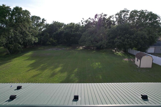 Building Photo - 3 Bedroom / 2 Bath House On An Acre