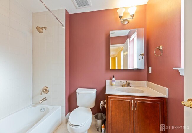 Building Photo - 115 Andover Dr