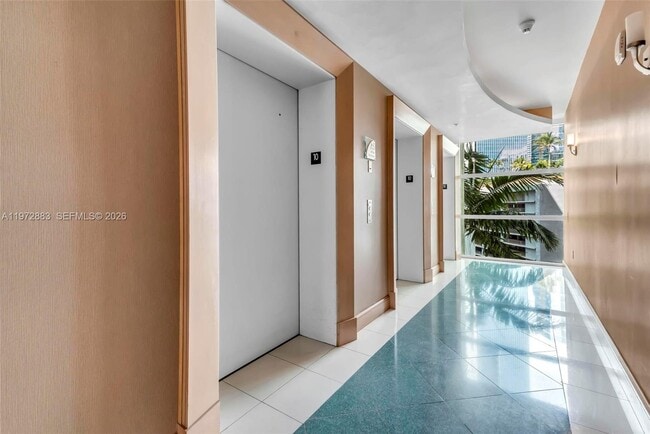 Building Photo - 218 SE 14th St