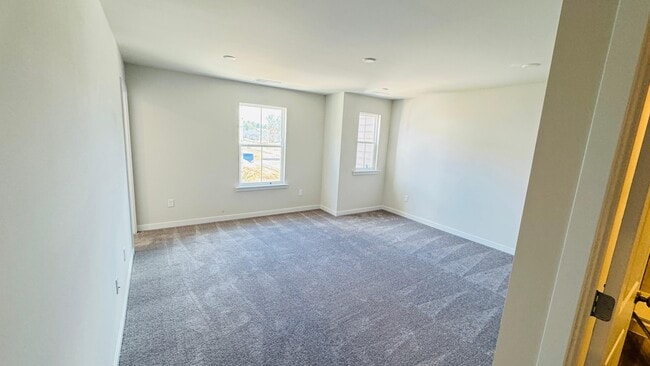 Building Photo - 6037 Crosswinds Blvd