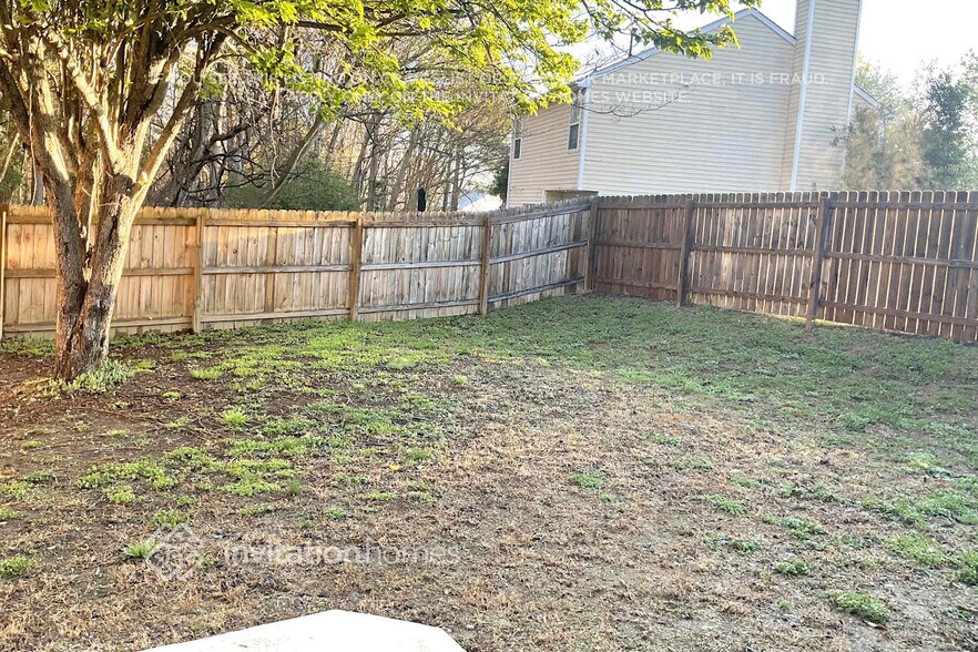 Building Photo - 4429 Cobble Creek Ln