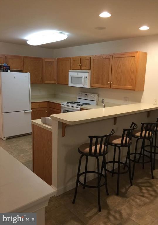 Building Photo - 101 W Sunset Ave