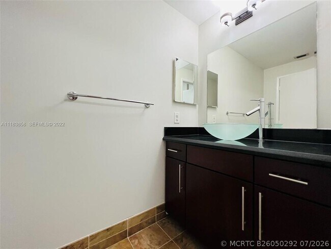 Building Photo - 6944 SW 39th St
