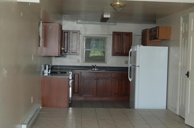 Building Photo - 609 Grove City Rd
