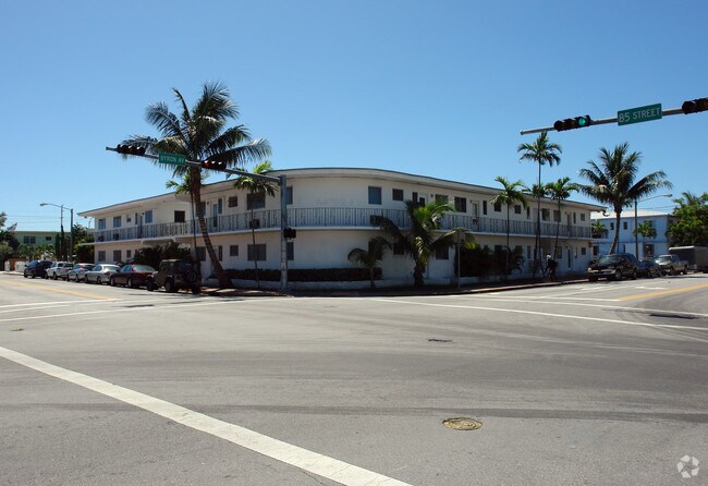 Building Photo - Terry Beach Apartments