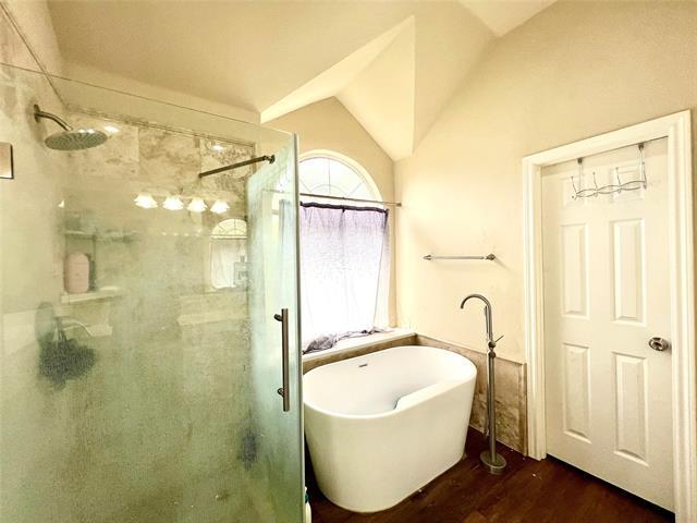Building Photo - 3648 Blue Spruce Dr