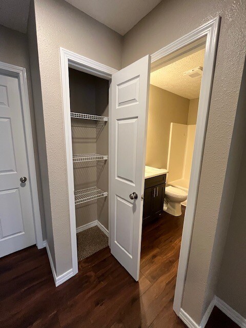 Building Photo - 1907 Holly Springs Ave