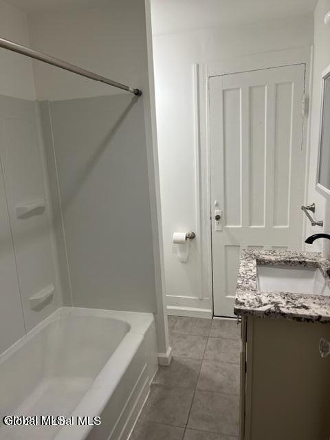 Building Photo - 15 Putman St