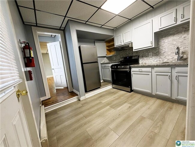 Building Photo - 165 W Nesquehoning St